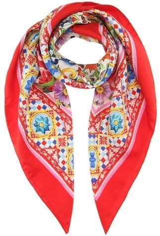 dolce gabbana foulards soie|Écharpes et foulards de luxe pour femme .